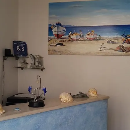 Beb I Delfini Di Casa Paola 3* マスカリ