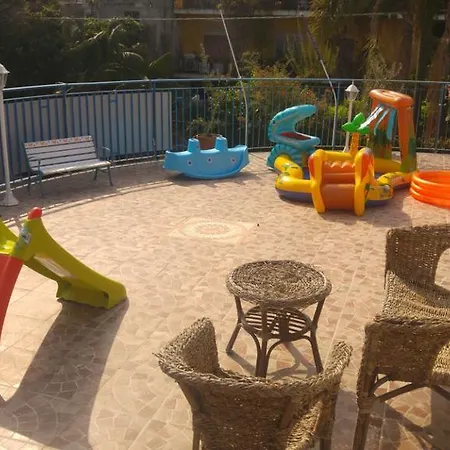 Beb I Delfini Di Casa Paola 3* 马斯卡利