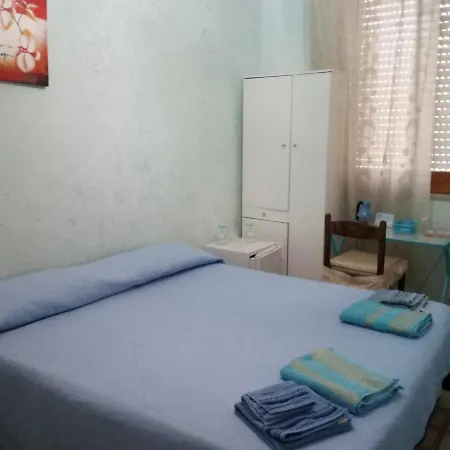 Beb I Delfini Di Casa Paola Bed & Breakfast