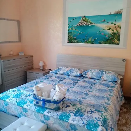 Beb I Delfini Di Casa Paola Bed & Breakfast 3*
