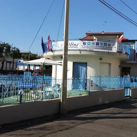 Beb I Delfini Di Casa Paola Bed & Breakfast Mascali