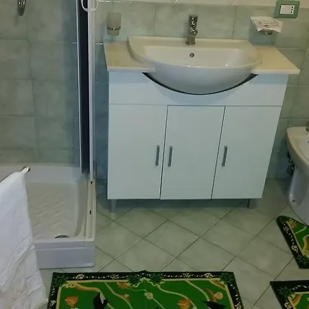 Beb I Delfini Di Casa Paola Mascali